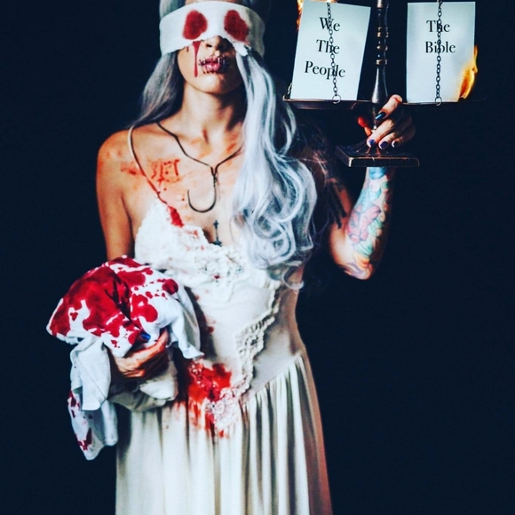 Meet your Posher, Melissa - Picture 11 of 12